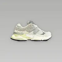NB:9060 Gray Creme 1