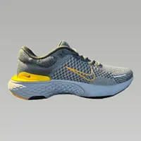 ZOOM INVINCIBLE RUN 4
