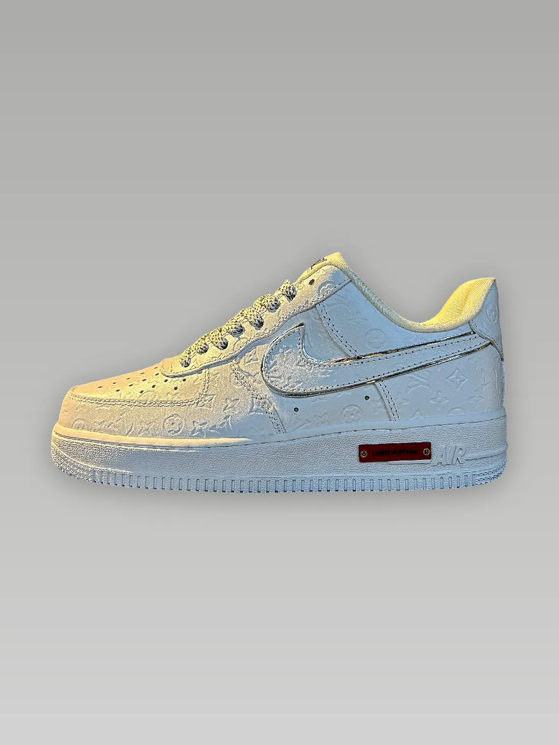 Nike Air Force 1 Triple White