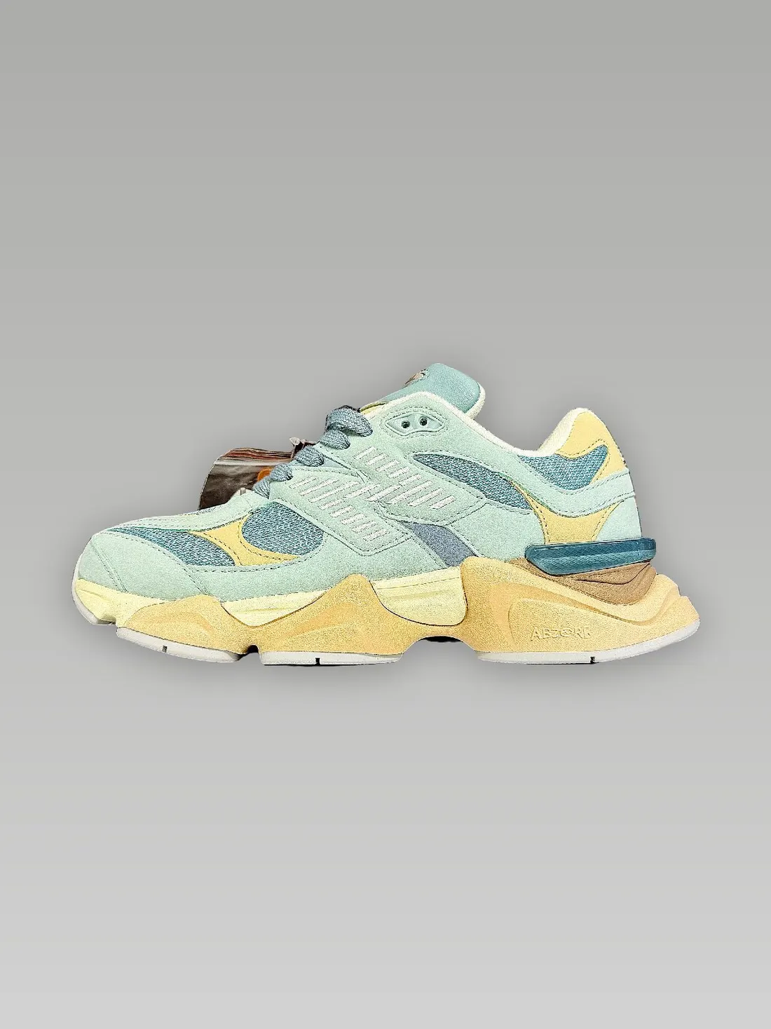 NB:9060 Pestal